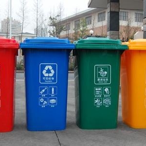 聊聊國內塑料垃圾桶制造廠如何選