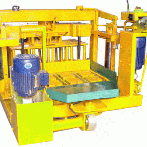 選移動(dòng)式制磚機(jī)械設(shè)備廠家建議